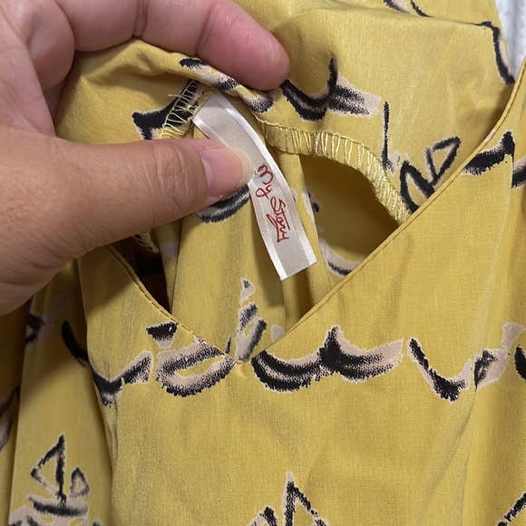 Cute sailboat print mustard yellow high low dress with thin adjustable straps - Picture 4 of 4